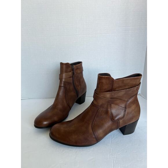 NWOT ECCO Women Shape 35 Wrapped
Shaft Cognac Brown Leather Boot 11-11.5 EU 42 - Picture 2 of 11